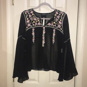 EARTHBOUND TOP SIZE MEDIUM